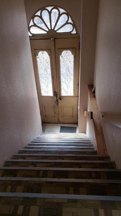 Family Guest House Tbilisi Buitenkant foto